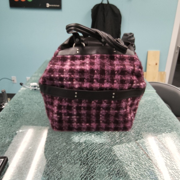 Purse - Picture 1 of 2